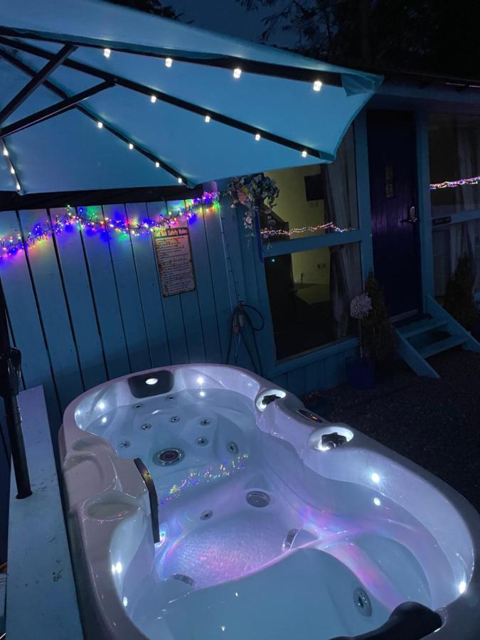 Bankhead Accommodation With Hot Tub Aberdeenshire Gamrie Exterior foto